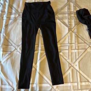 Lululemon black leggings